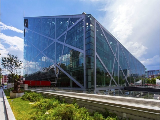 能求救定位的康菲特急救定位手表口碑推荐